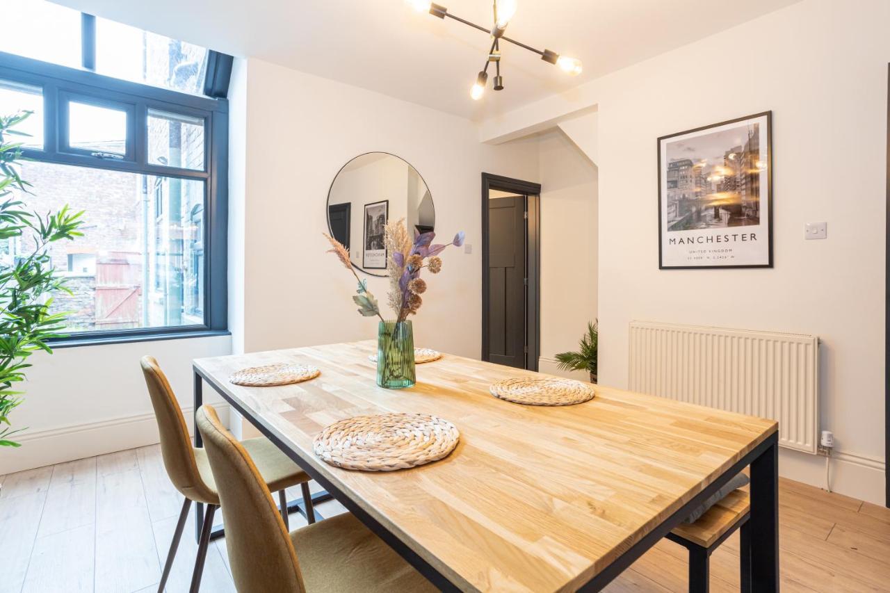 فيلا Stunning Scandi 3 Bed House In Manchester-Parking المظهر الخارجي الصورة